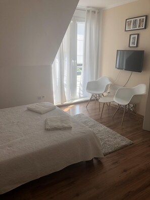 4 Schlafzimmer, Bügeleisen/Bügelbrett, WLAN, Bettwäsche