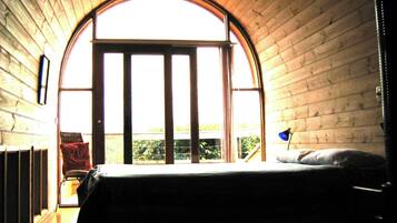 1 Schlafzimmer, Bügeleisen/Bügelbrett, Reisekinderbett, kostenloses WLAN