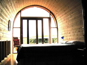 1 bedroom, iron/ironing board, travel cot, free WiFi