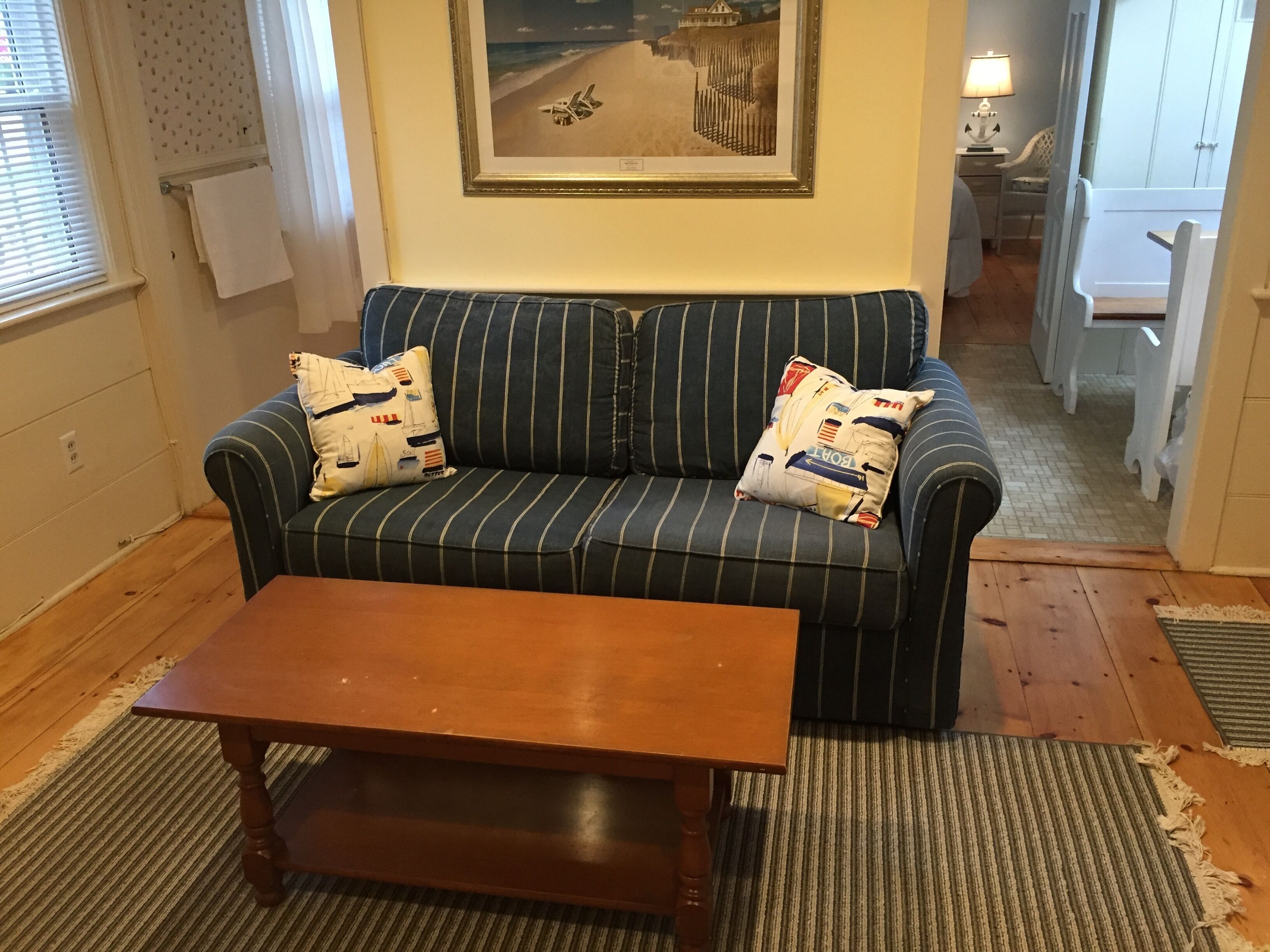 <br>Walk to Private Beach, 2 Br Cottage, AC, WiFi