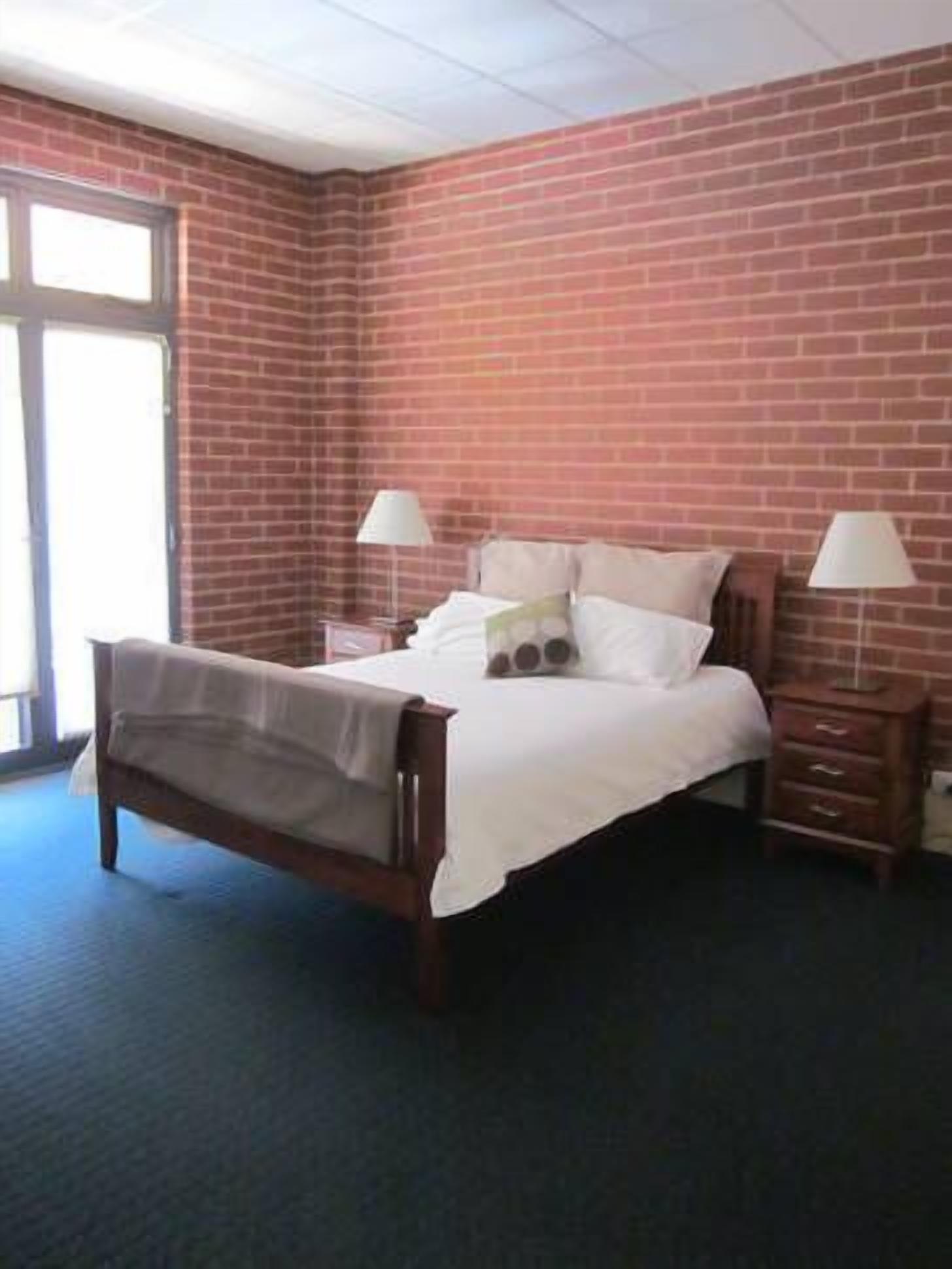 Holiday On Mostyn in the Centre of Town