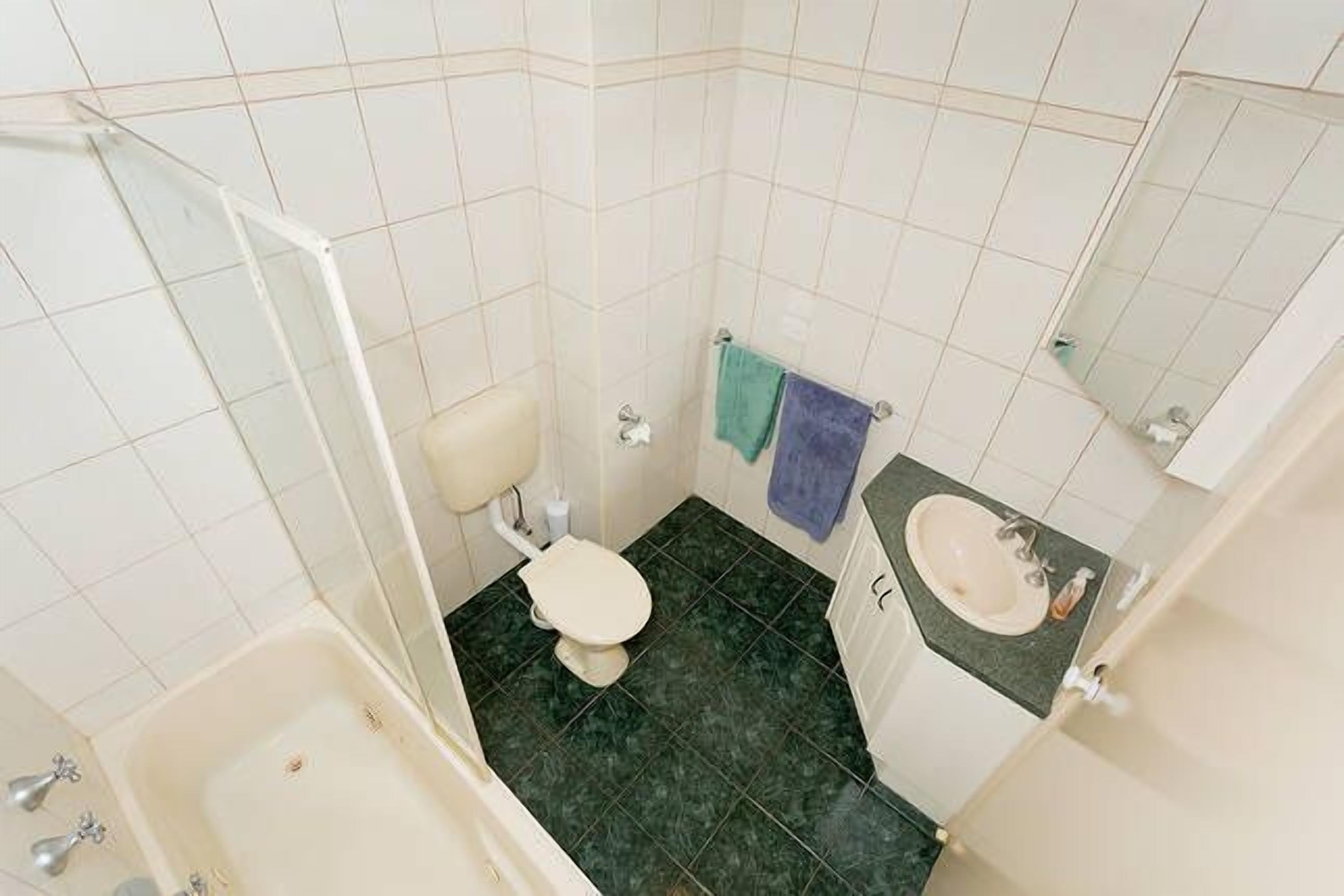 Holiday On Mostyn in the Centre of Town