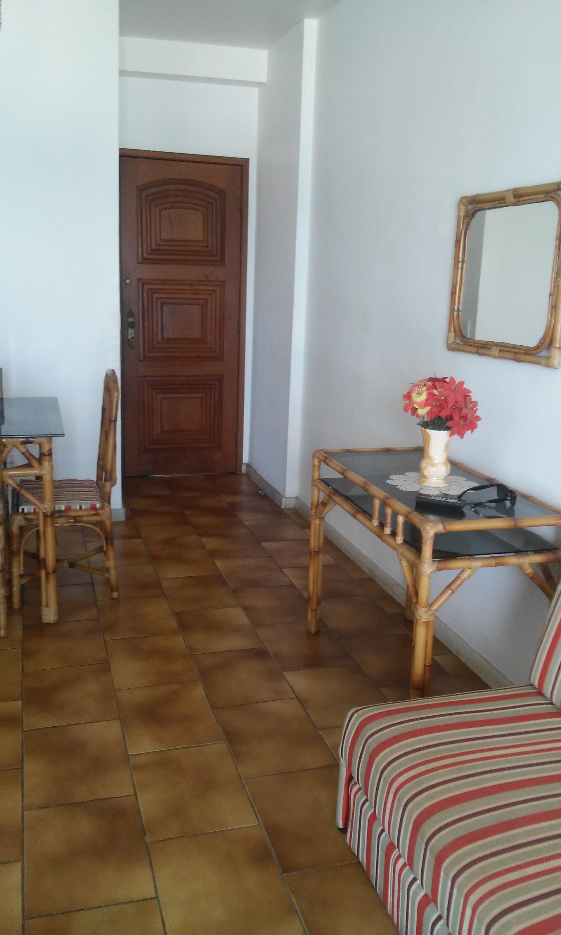 TOTAL SEA VIEW .. !!! ..Excellent Apt .. in front of Praça das Águas ...