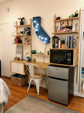 المنشأة من الداخل