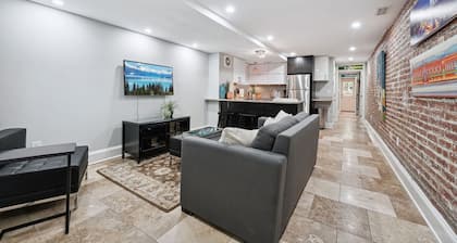 Capitol Hill-SLPS 4-Walk 2 blk Metro/Cafes