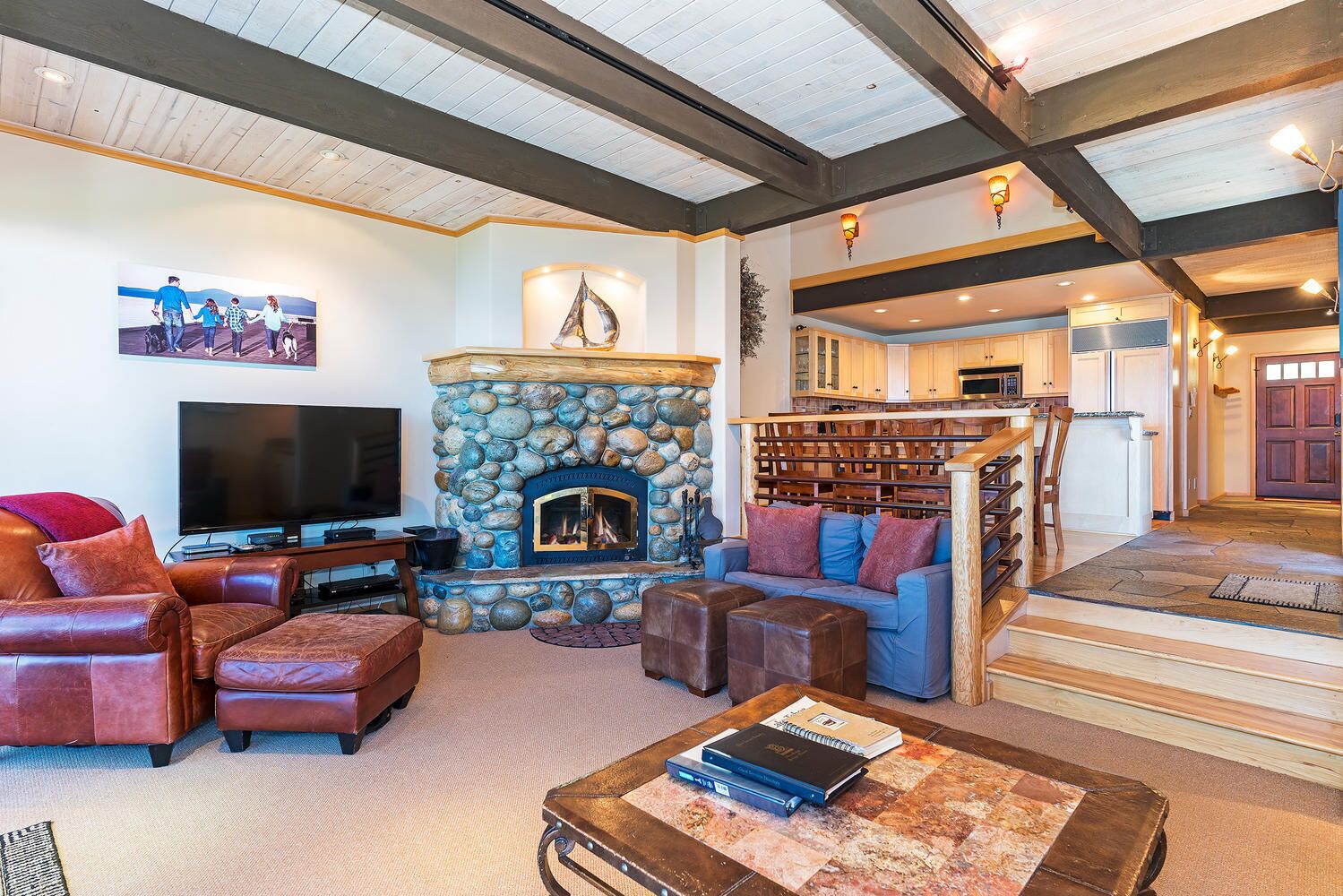 Luxury Lakefront Townhome with Year Round Hot Springs Heated Pool