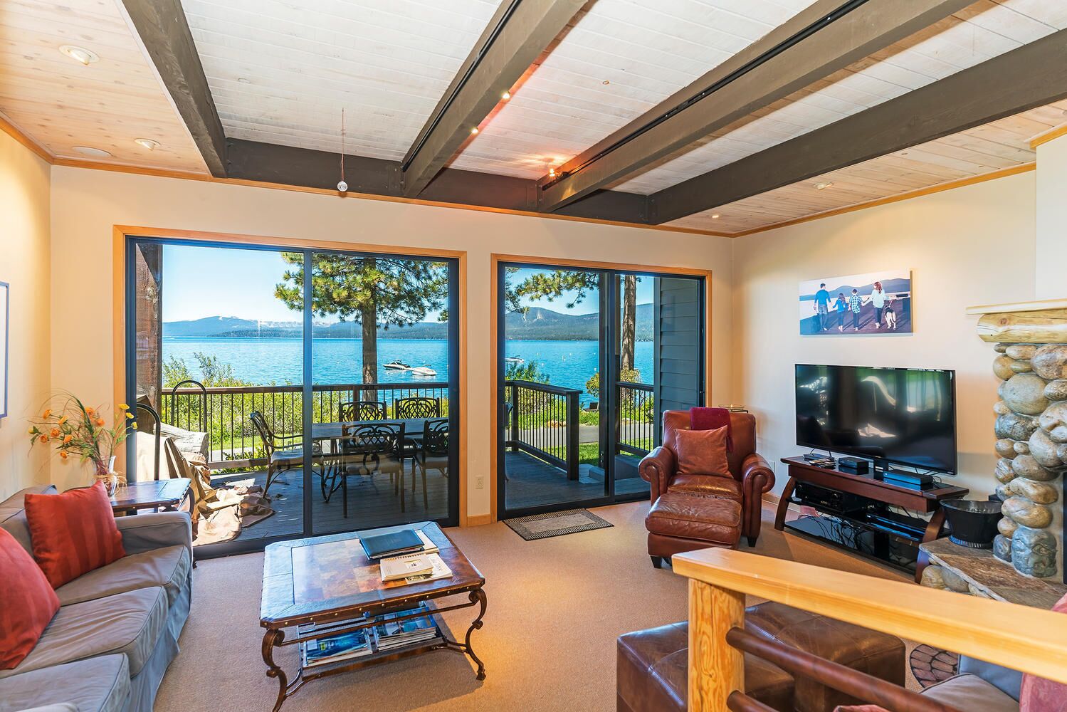 Luxury Lakefront Townhome with Year Round Hot Springs Heated Pool