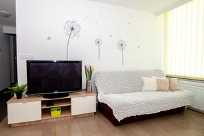 2 slaapkamers, een bureau, een strijkplank/strijkijzer, wifi