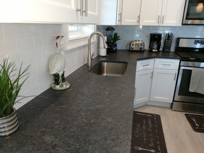 Fridge, microwave, oven, stovetop - 8 Bedroom 5+ bath Designed for Large Families with 4 Private Suites (Ocean City)