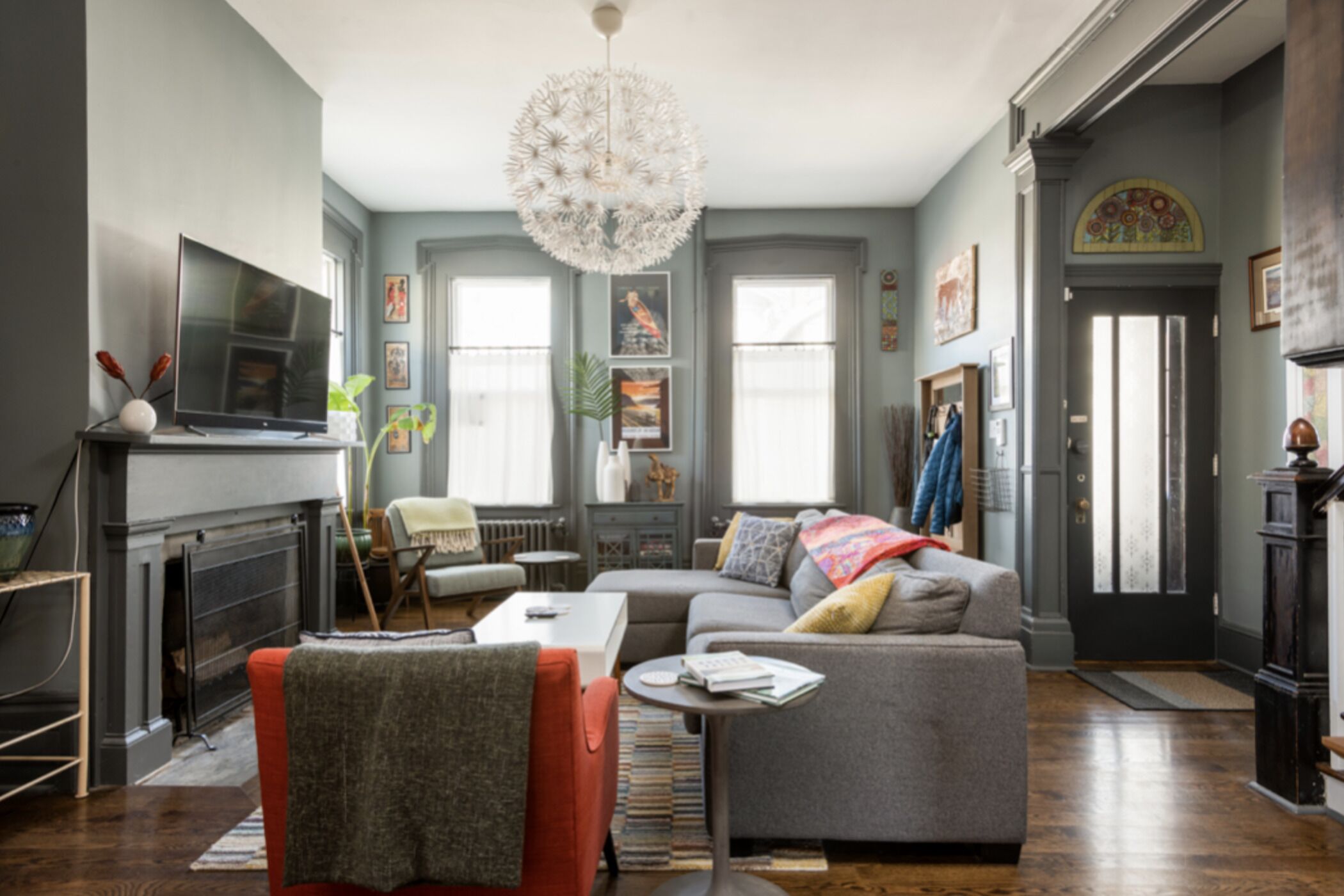 Beautifully Restored Multi-Family House in Downtown Hudson, NY - Sleeps 16+