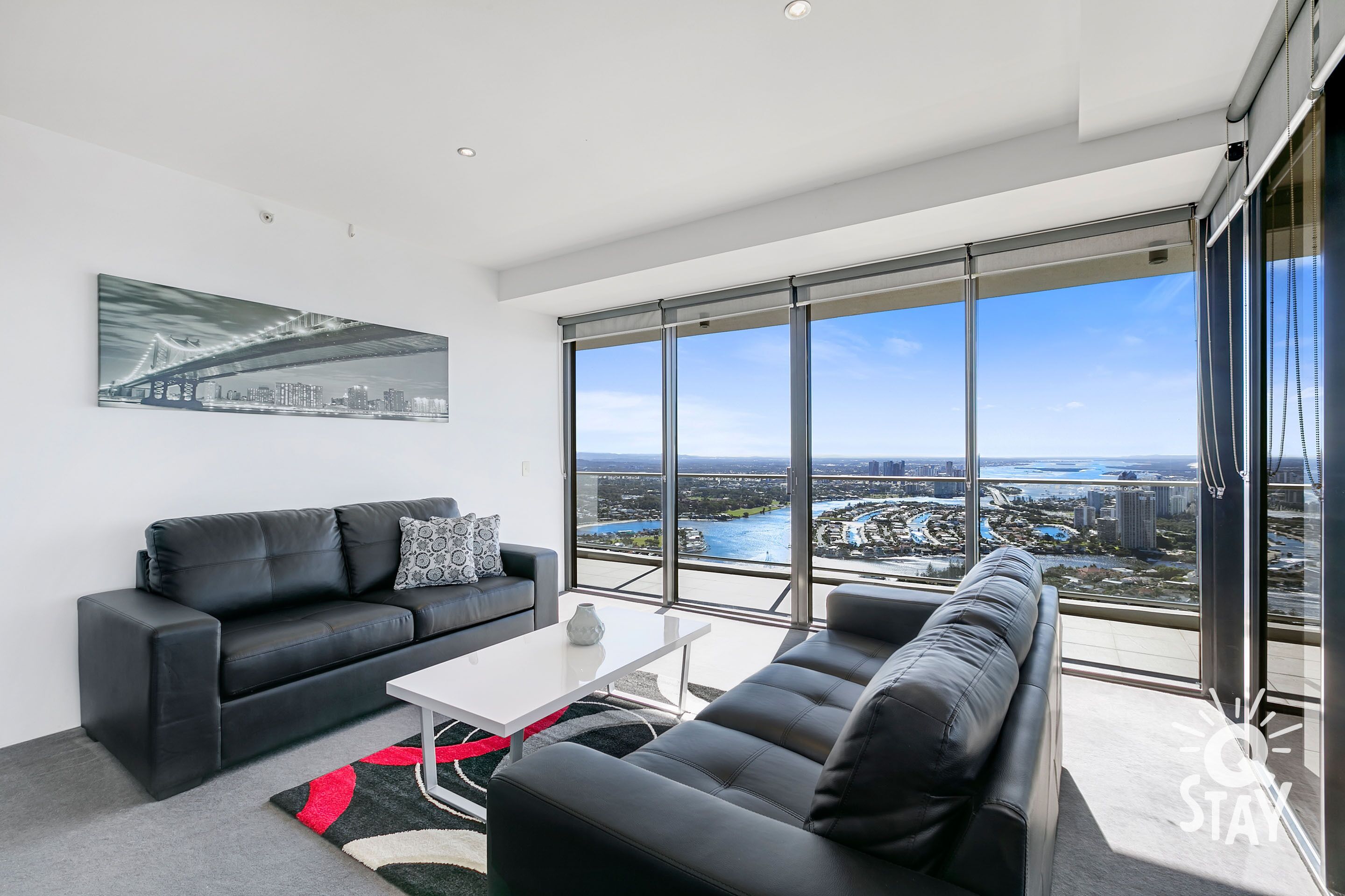 Circle on Cavill 3 Bedroom Sub Penthouse — image 13