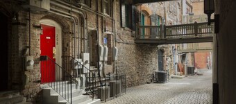 Rare River Street w/Balcony, Historic, Luxury, Affordable, 2/2, Loft STVR00088