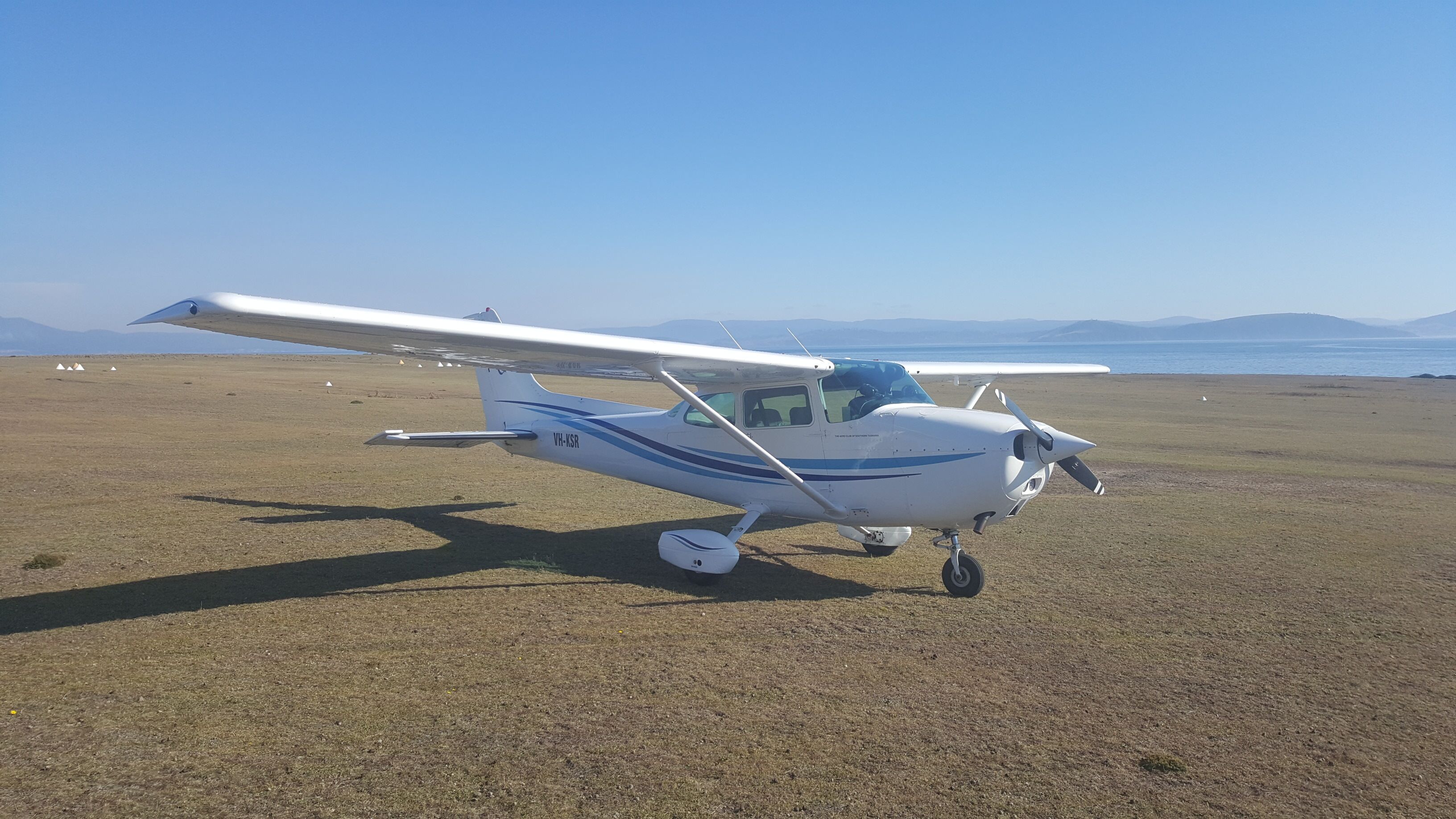 \"Colonial Hampdens\" Splendid Luxury Georgian Cottage 2 - Genuine 2 Bedroom — image 14