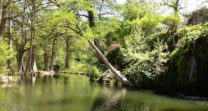 Cottage Im Obergeschoss: am See, Yoga, Massage
