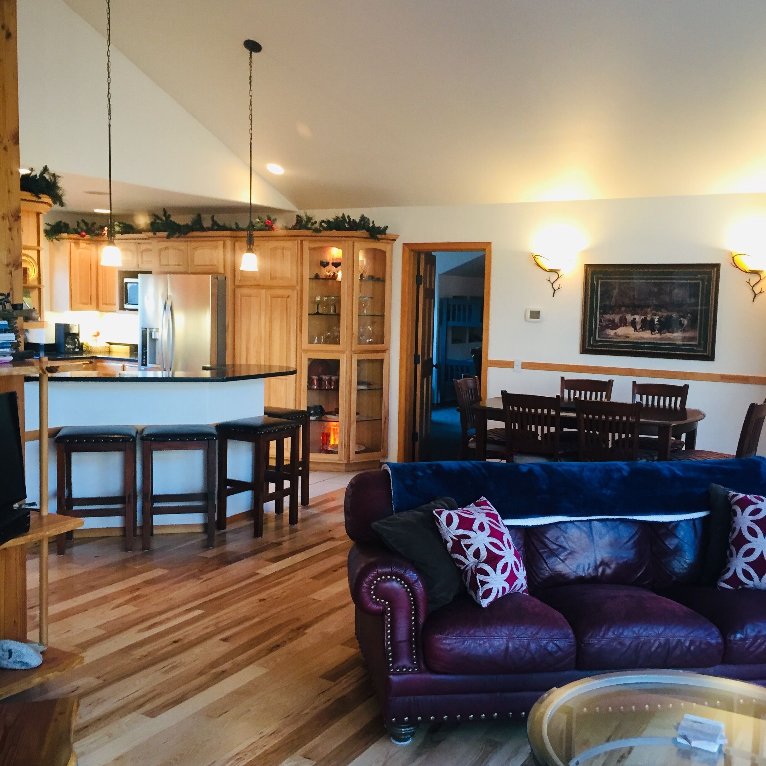  Riverdance Lodge: Best Family and Friends private Icicle River Fun Getaway!!