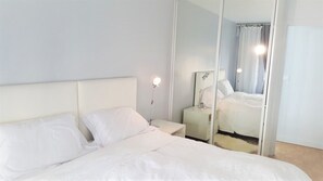 1 chambre, fer et planche à repasser, Wi-Fi gratuit, draps fournis