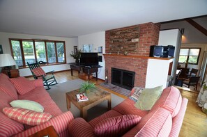 TV, fireplace, DVD player, table football