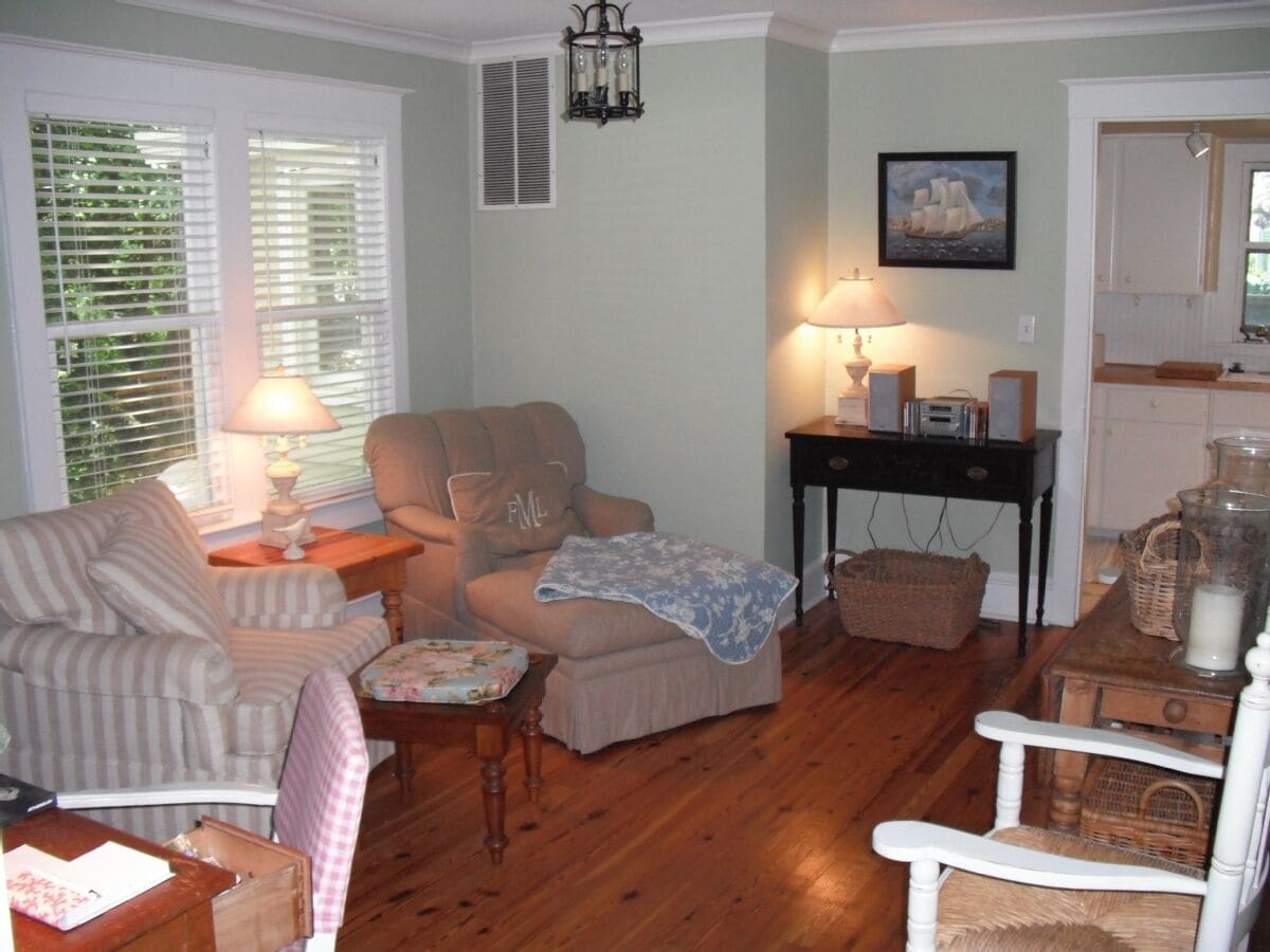 Top Performer! Quintessential historic cottage