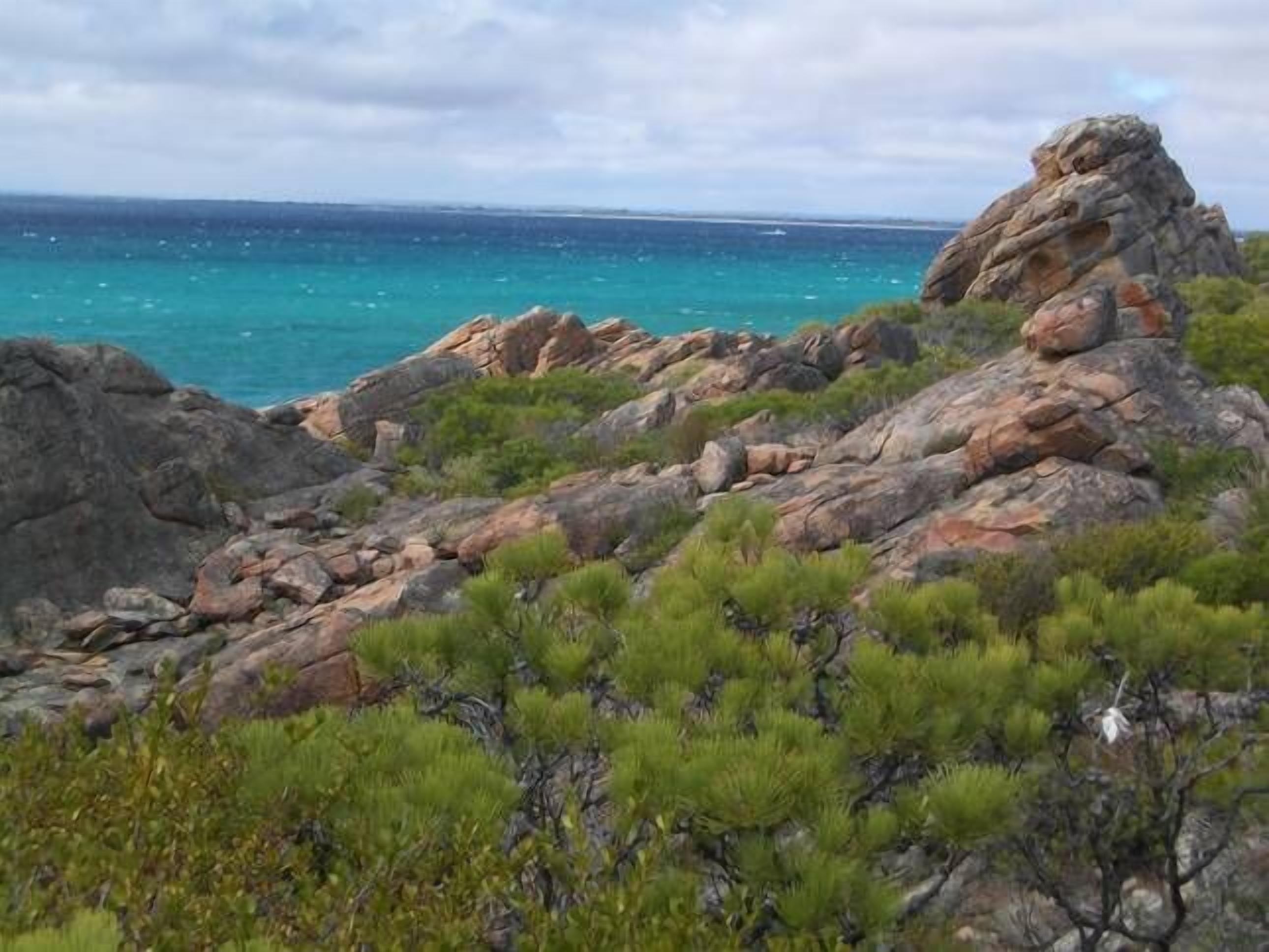 Old Dunsborough Holiday Villa — image 14