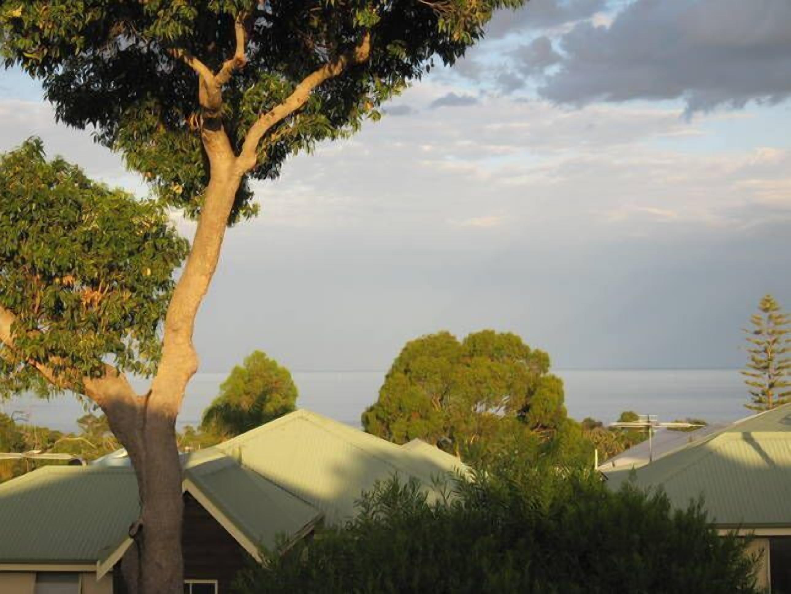 Old Dunsborough Holiday Villa — image 2