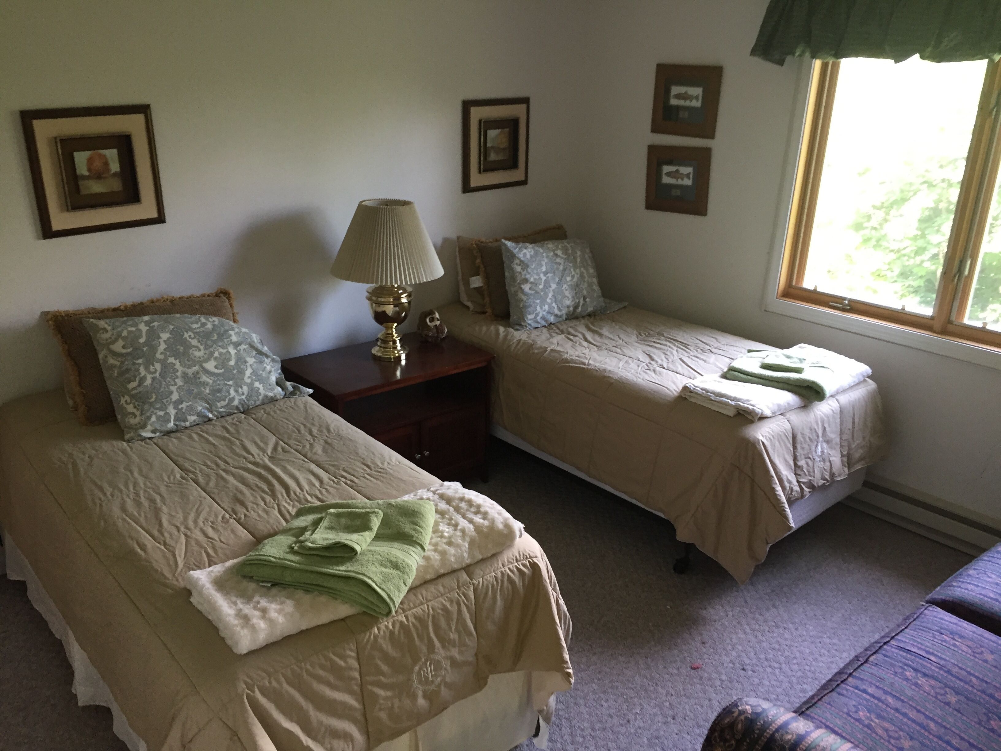 Fabulous, panoramic views from 3 levels in lovely home! Access pools/Rec ctr