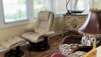 Smart TV, DVD player