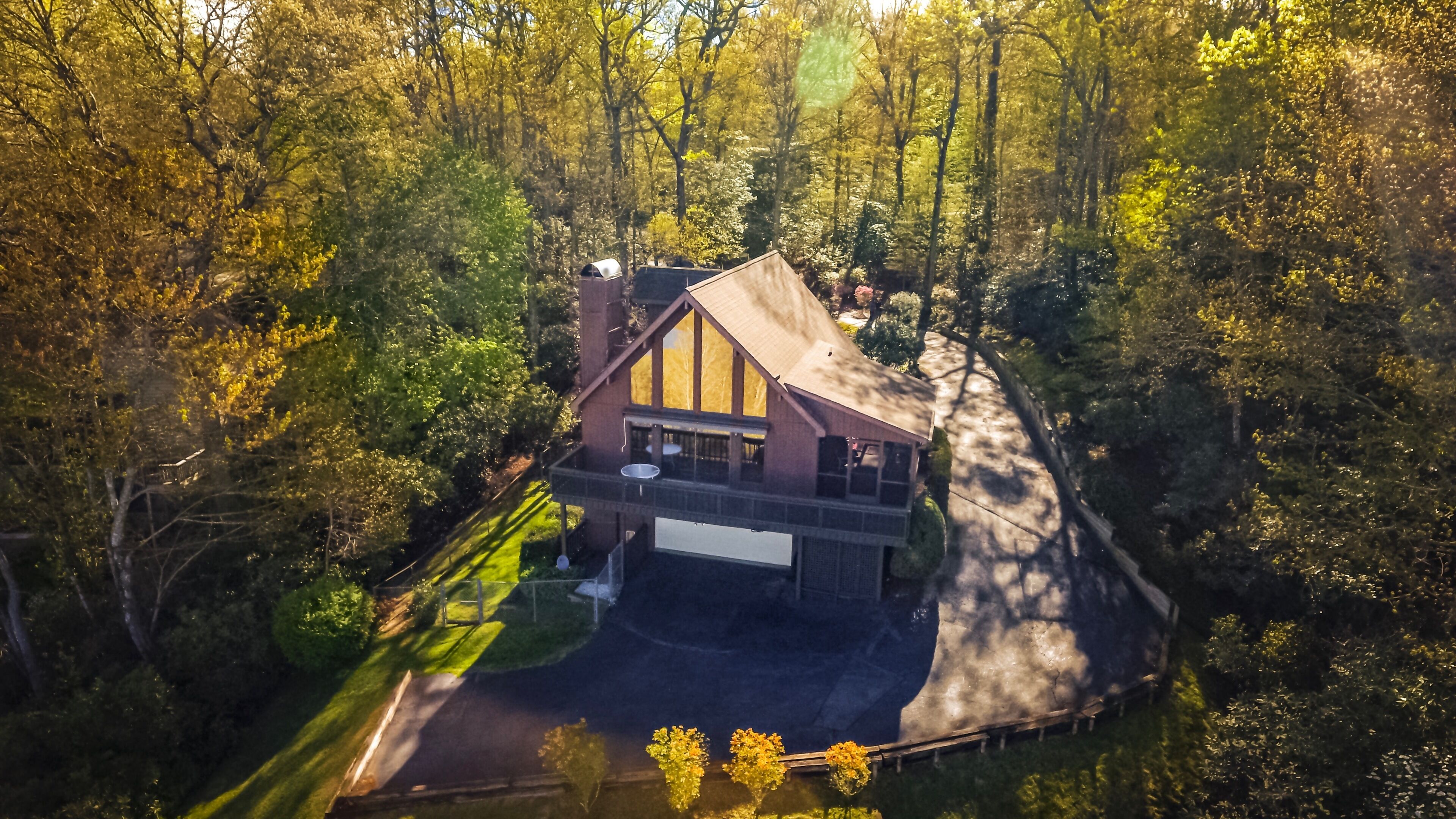 Stunning View  • Upscale Home • 5 Minutes to  Brevard
Special Rates for Winter