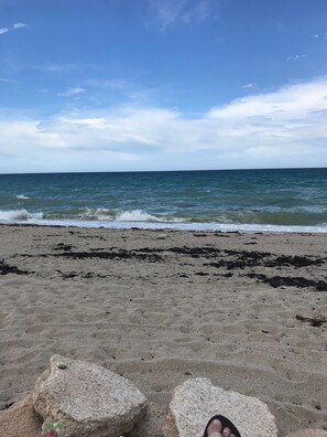 Liegestühle, Strandtücher