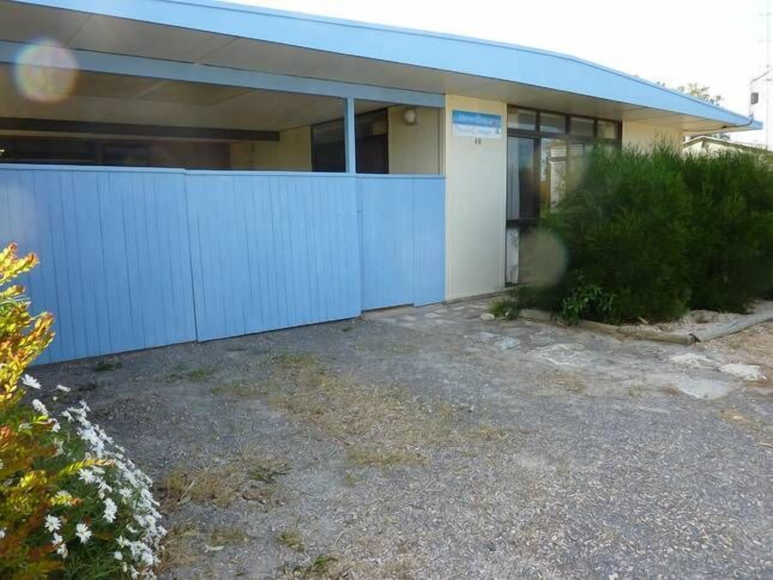 Marion Bay Beach Cottage — image 11