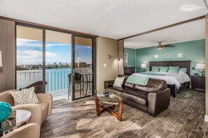 1 bedroom, iron/ironing board, free WiFi, bed sheets - Beachfront Lovers Key Beach Club 802 - Gorgeous ocean view! (Fort Myers Beach)