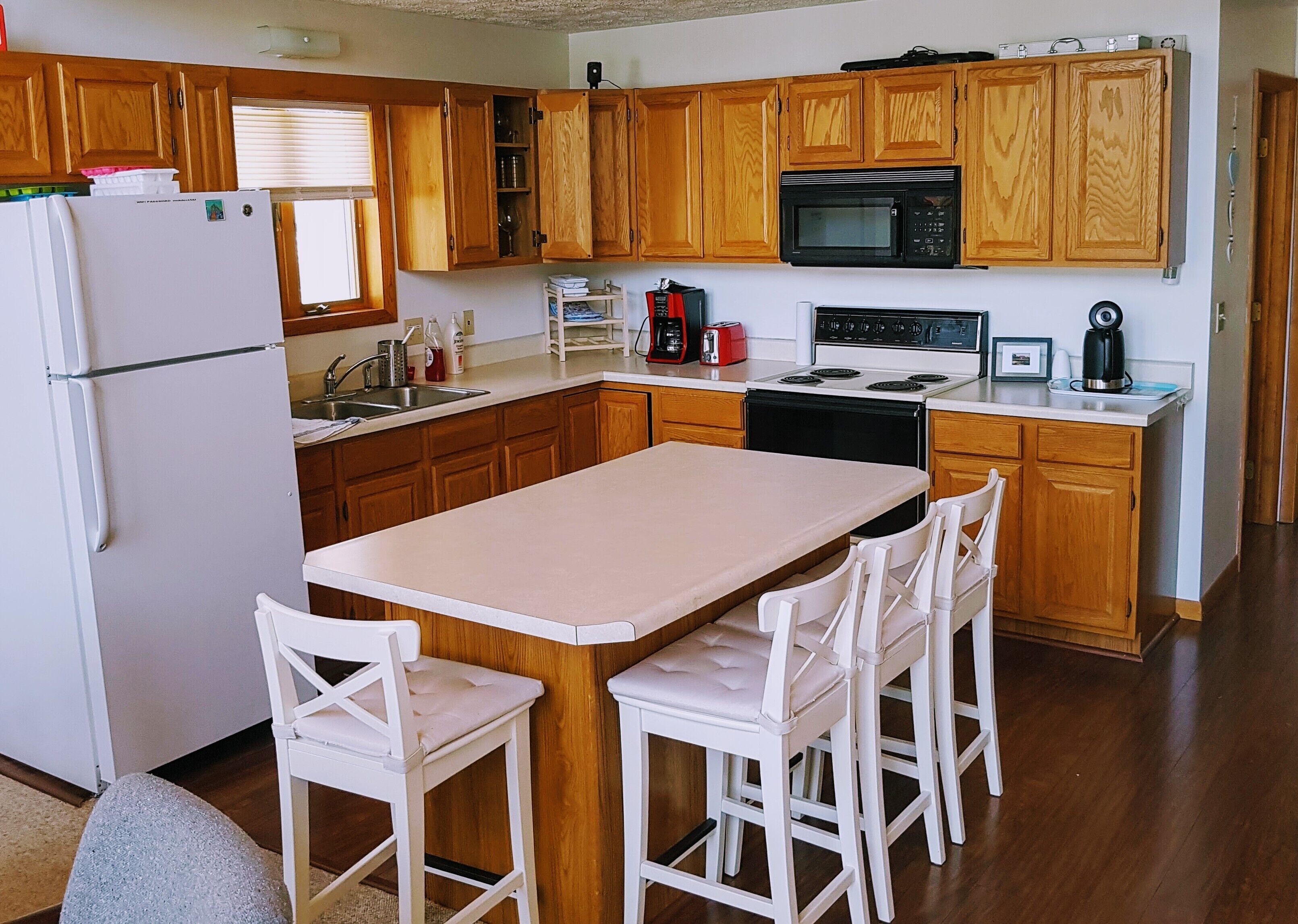 Available for long term bookings Jan-April 2024. Weekly, in summer 2024.