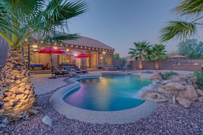 A heated pool - LUXURY w/City Views: Casita, Htd Pool, Spa, Putt Green, Bikes, Pool Table, Games (Mesa)