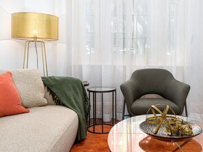 Flat-screen TV, fireplace, DVD player - Air of Elegance in Paddington (Paddington)