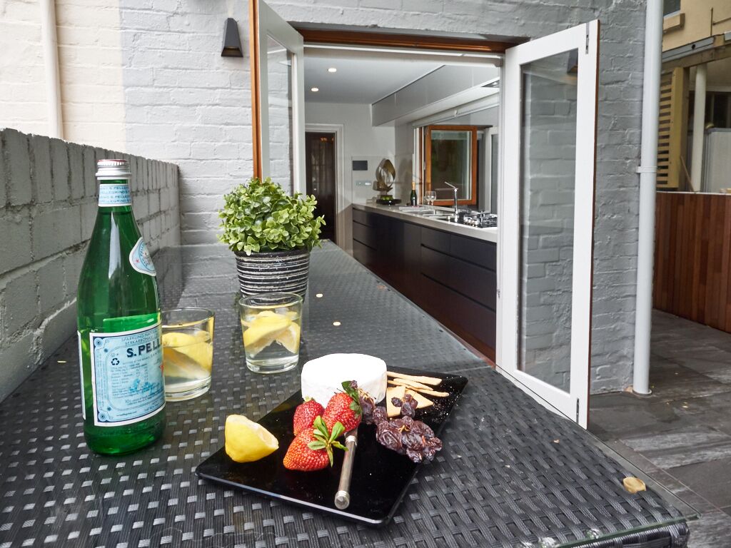 Air of Elegance in Paddington — image 2