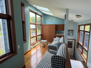 Smart TV, DVD player, books, video library