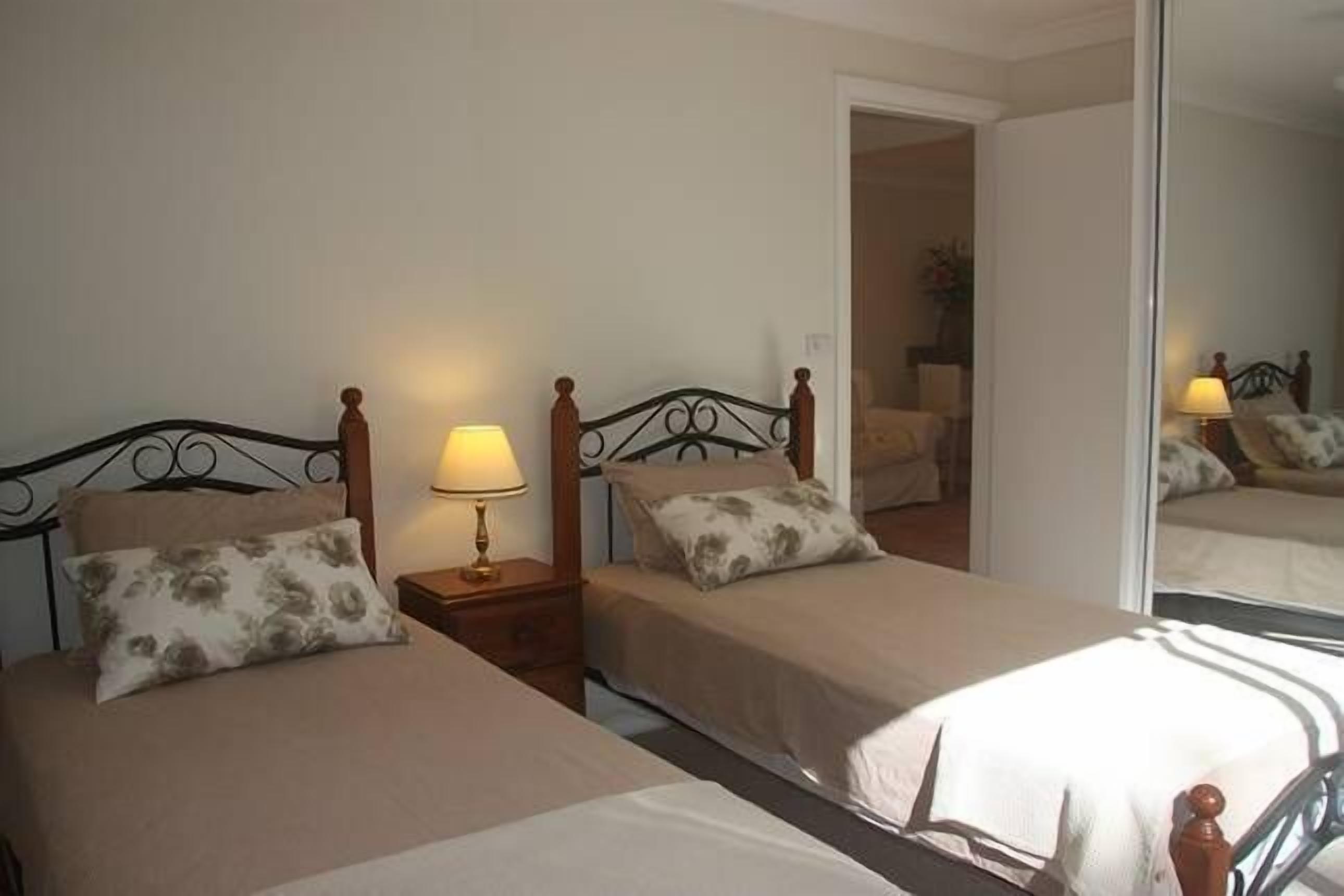 The Love Shack Iluka Road Palm Beach — image 16