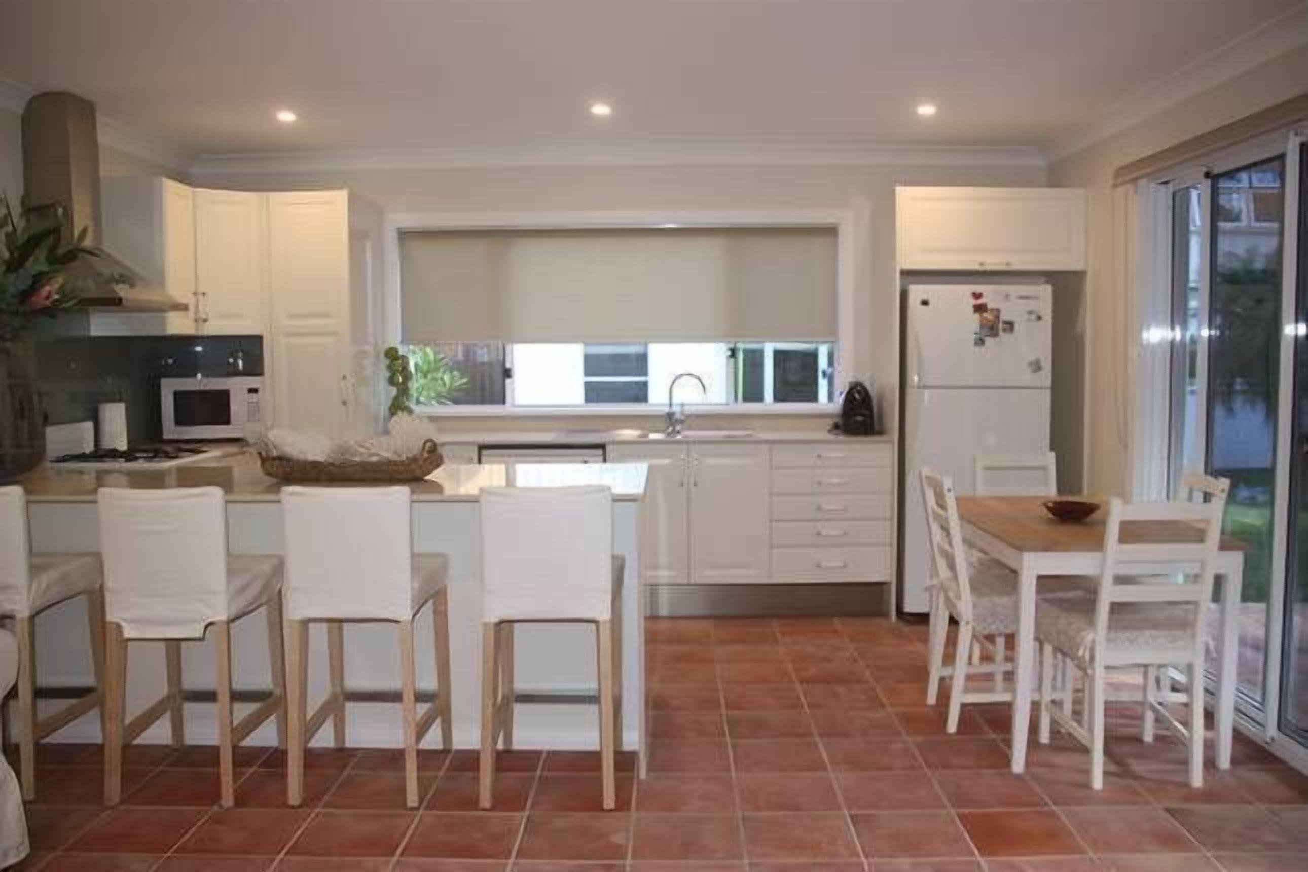 The Love Shack Iluka Road Palm Beach — image 6