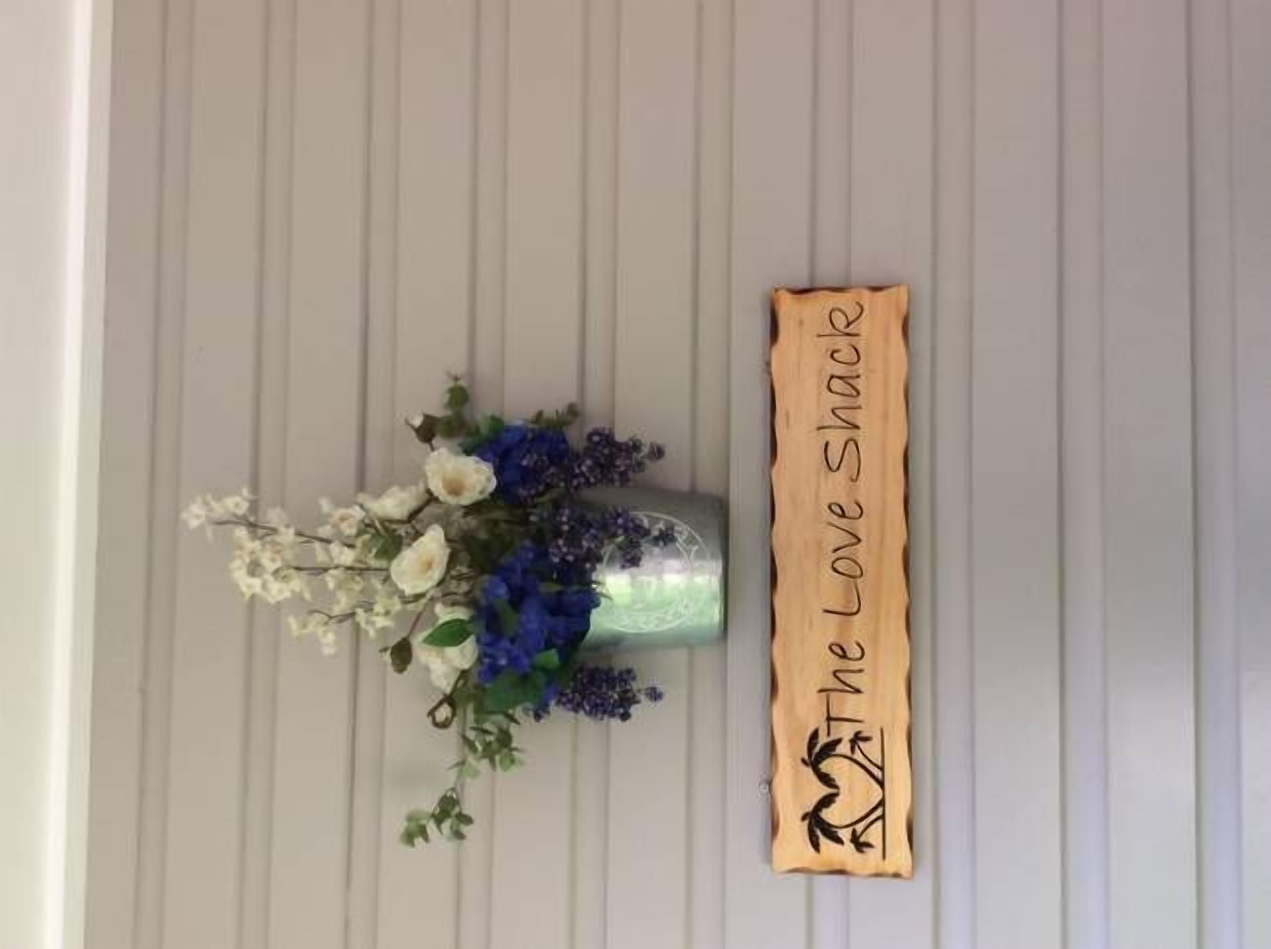 The Love Shack Iluka Road Palm Beach — image 15