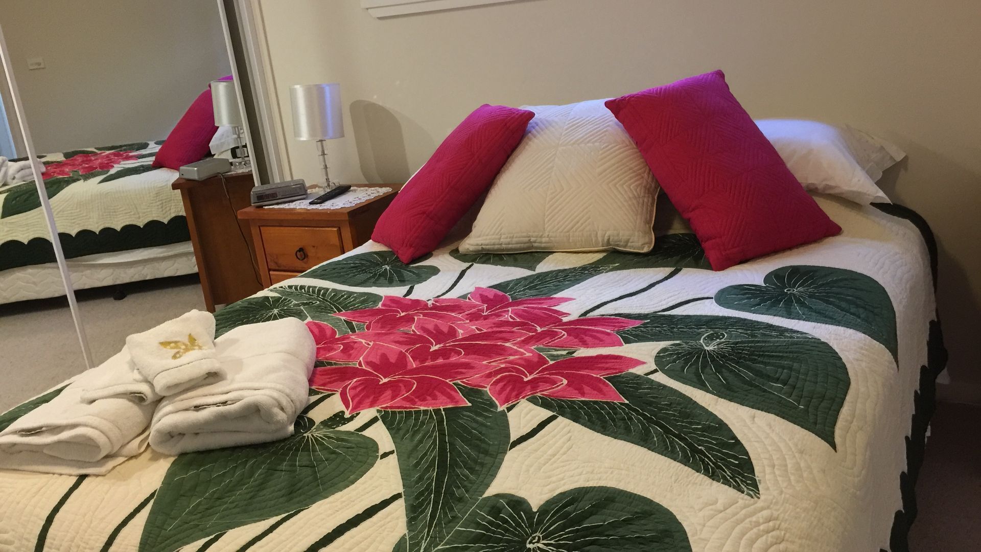 The Love Shack Iluka Road Palm Beach — image 8