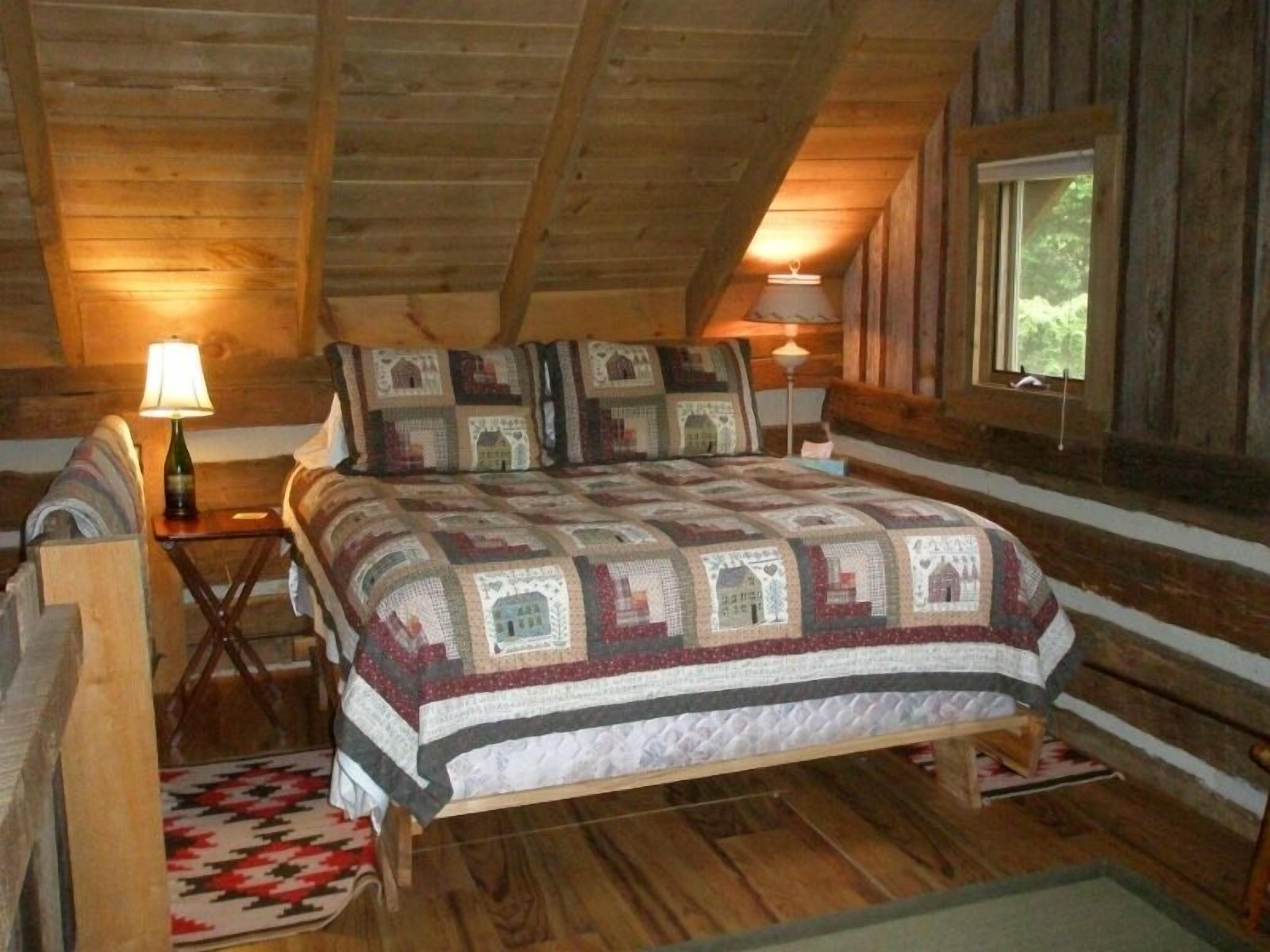 Rustic elegance in the heart of the Blue Ridge Mountains