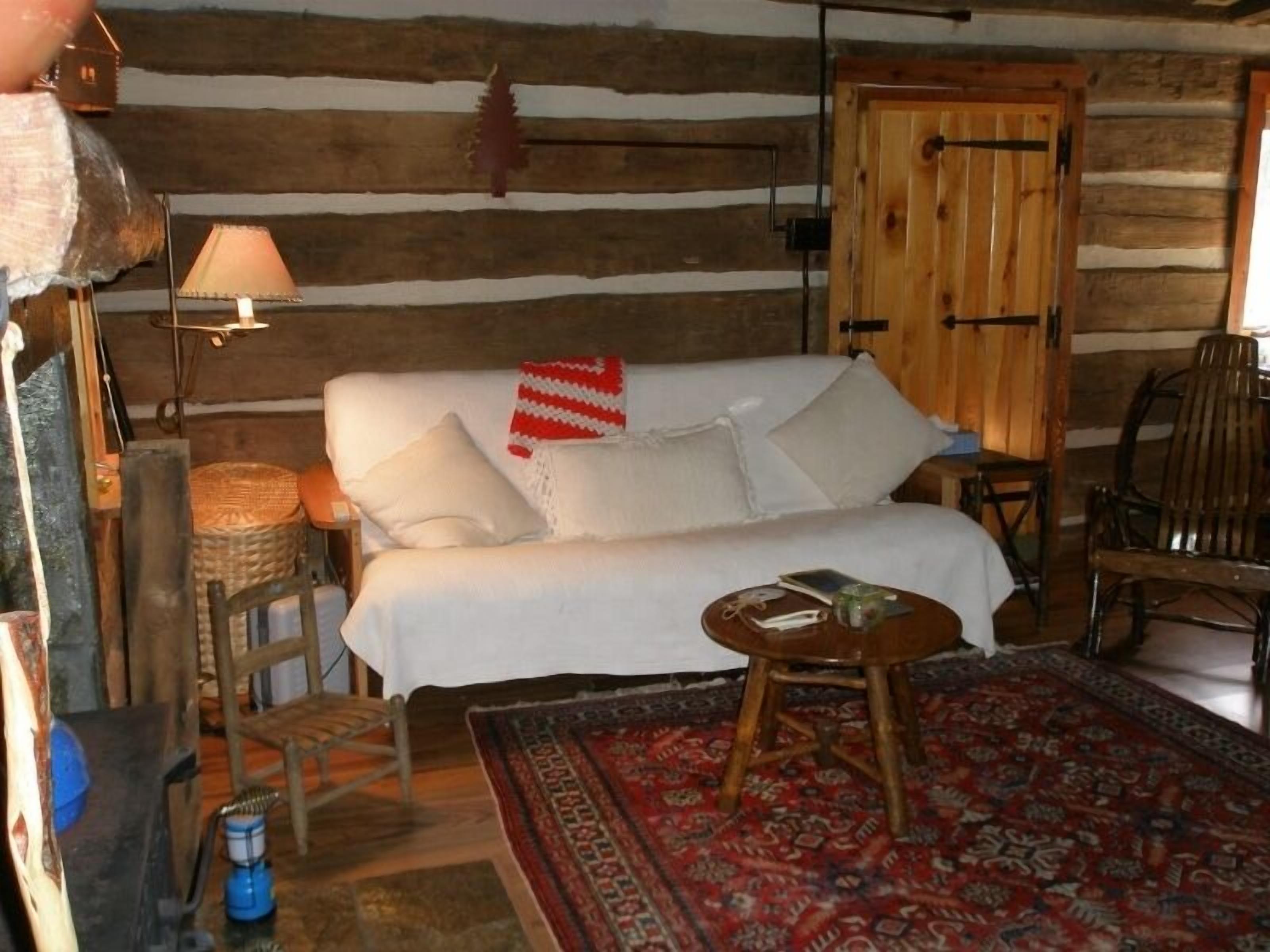 Rustic elegance in the heart of the Blue Ridge Mountains