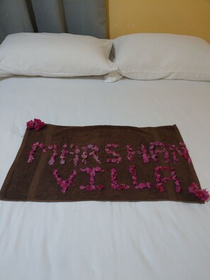 1 slaapkamer, een strijkplank/strijkijzer, gratis wifi, beddengoed