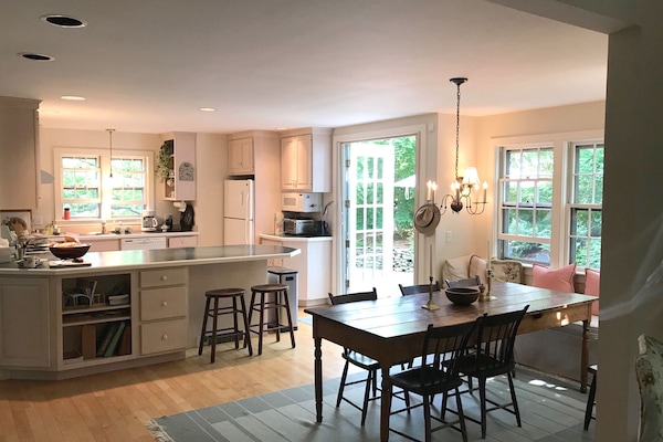Dinning area and kitchen. Open floor plan 2nd floor