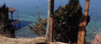 "Longview": FLX Lakefront Cottage w/Beachfront, Dock & Complimentary FLX Wine!