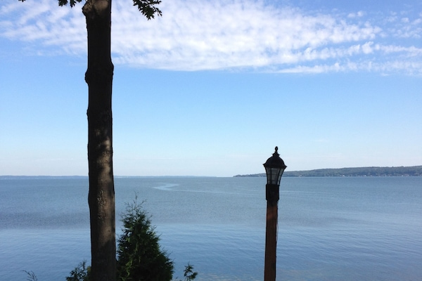 Beach/ocean view
