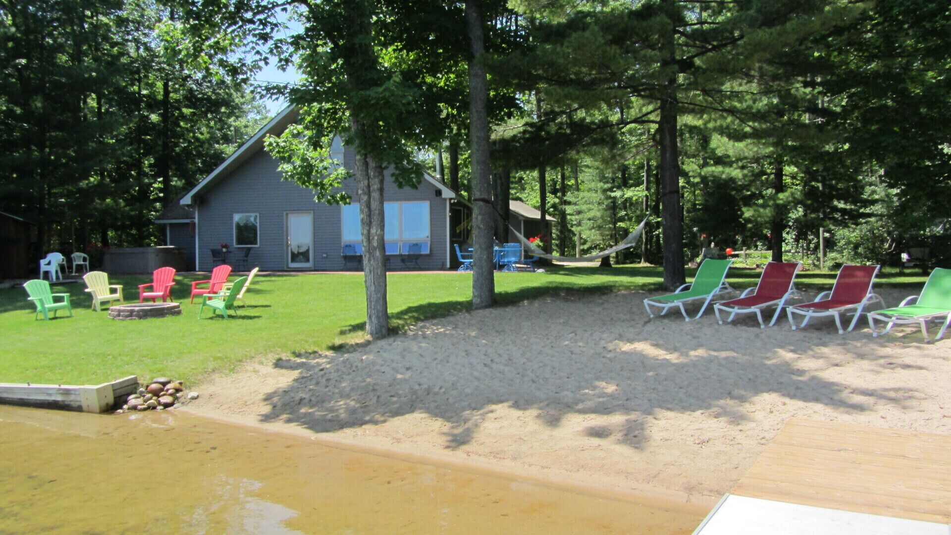 Hidden Gem Cottage on Bass Lake with Hot Tub - Summer Memories Last Forever 