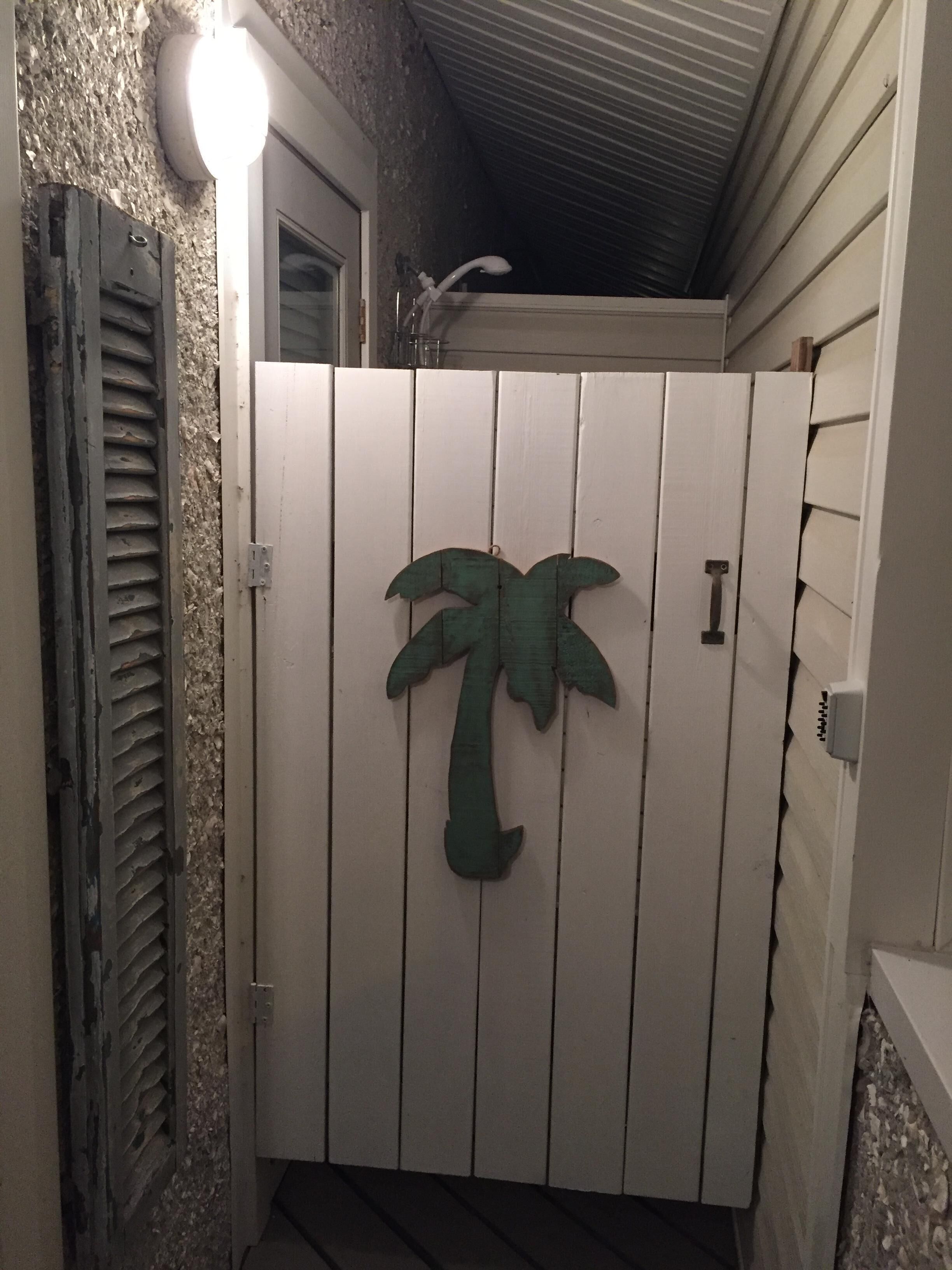 Island Paradise: St Simons Is Cottage! Sanitized thoroughly! NO PETS NO SMOKING!