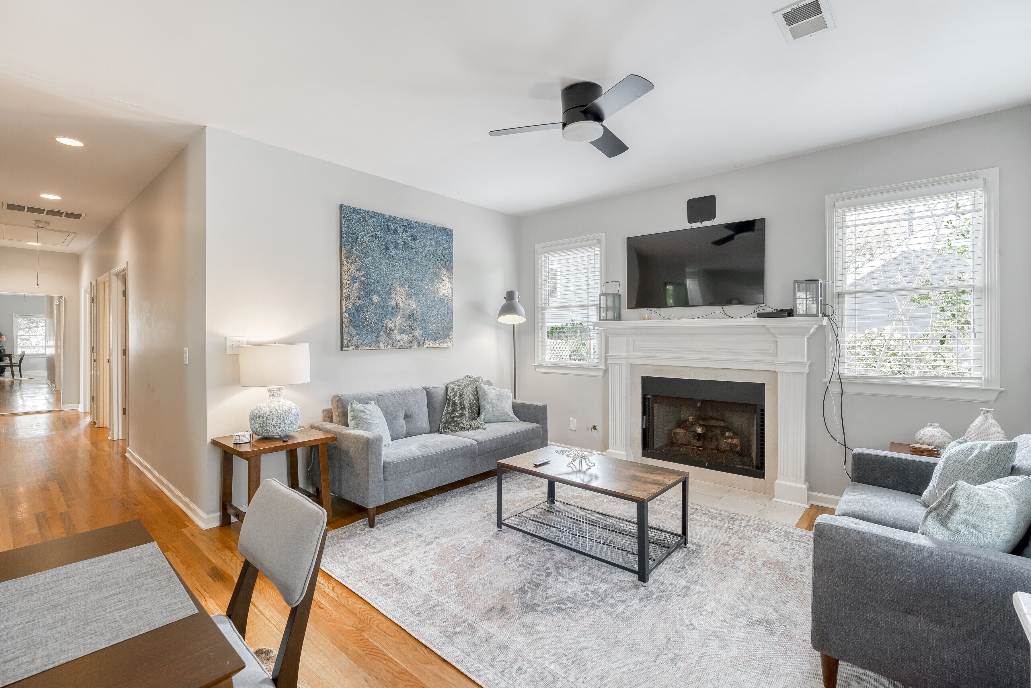 Walkable Beltline Bungalow Wheelchair Access in O4W Inman Park Downtown