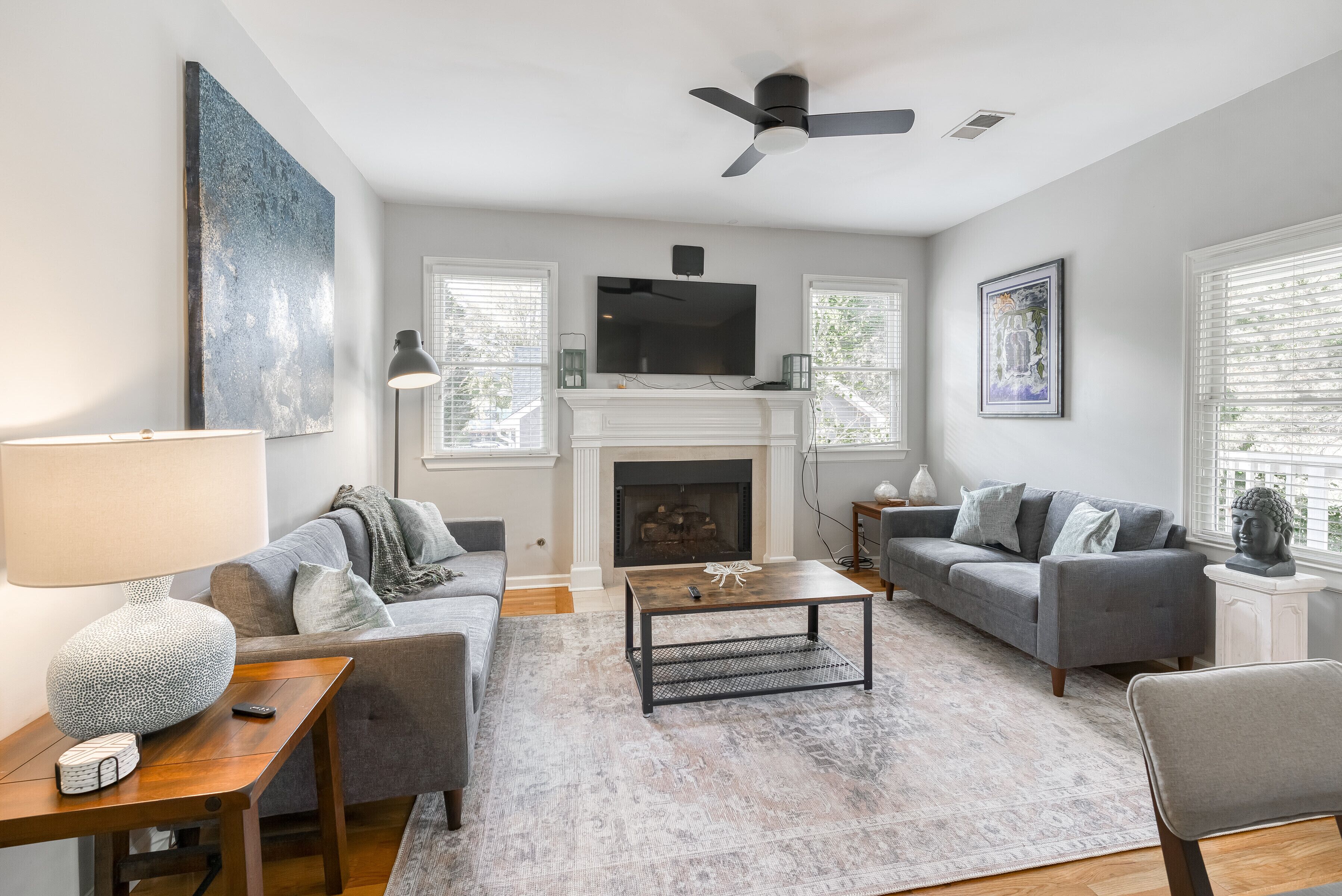 Walkable Beltline Bungalow Wheelchair Access in O4W Inman Park Downtown