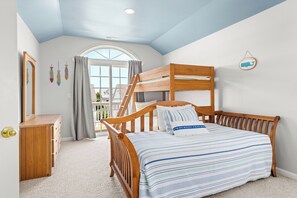 4 habitaciones, tabla de planchar con plancha y wifi 